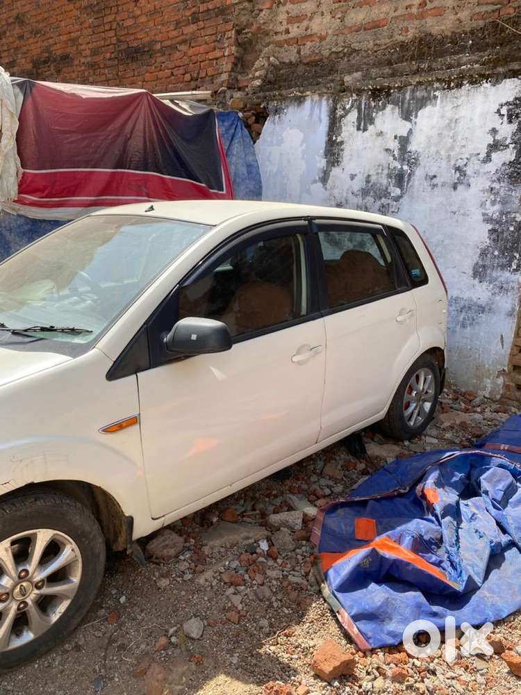 Ford Figo 2011 Petrol 800000 Km Driven