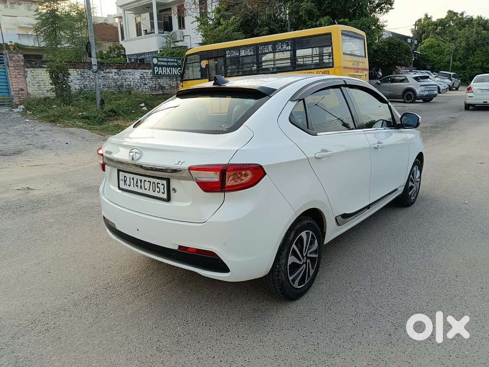 Tata Tigor 1.2 Revotron Xt, 2017, Petrol