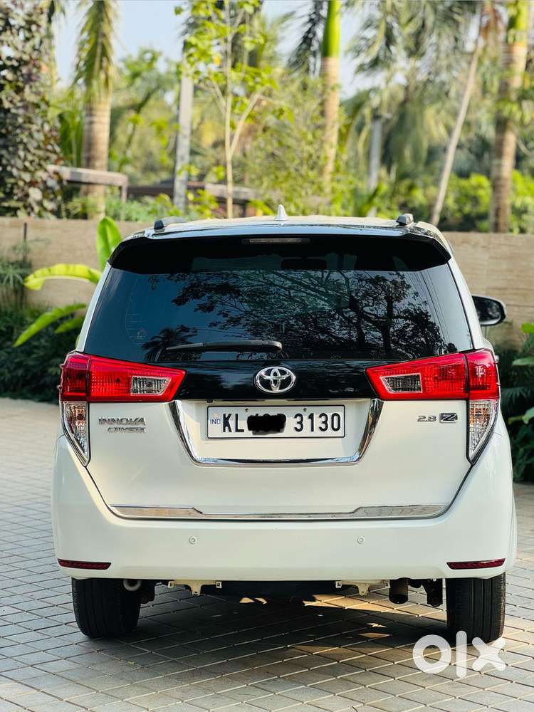 Toyota Innova Crysta 2.8z Automatic, 2016, Diesel