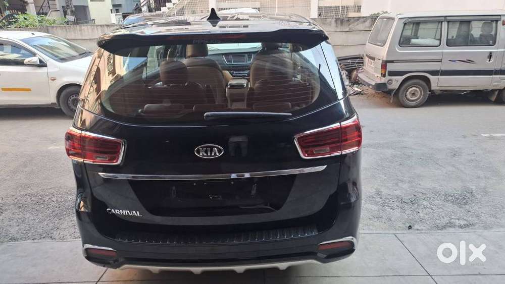 Kia Carnival Premium, 2020, Diesel