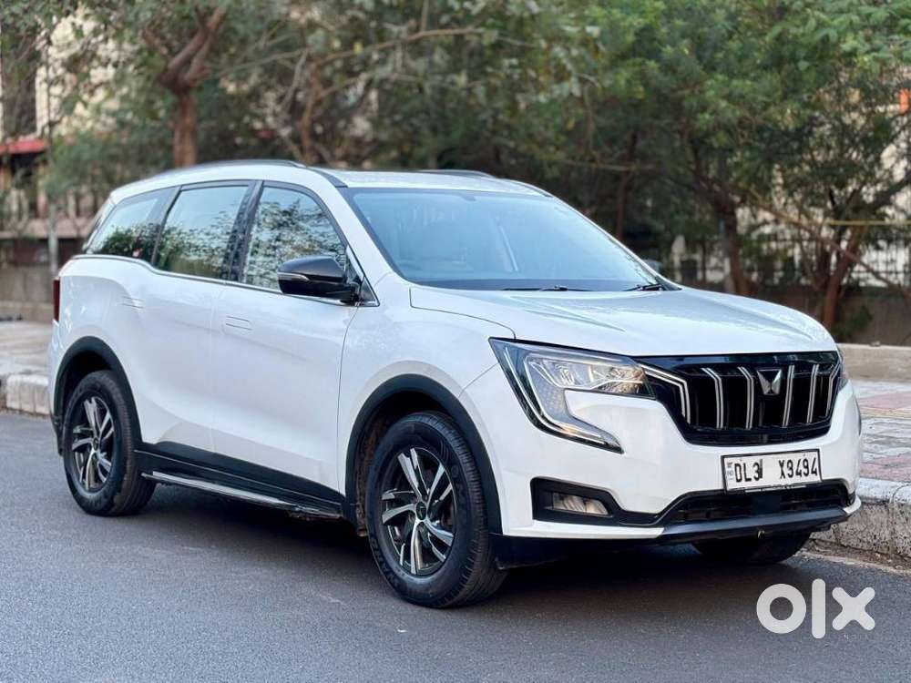 Mahindra Xuv700 Ax 5 Petrol Mt 7 Str (e), 2022, Petrol