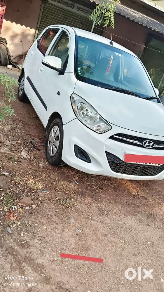 Hyundai I10 2015 Petrol 52000 Km Driven