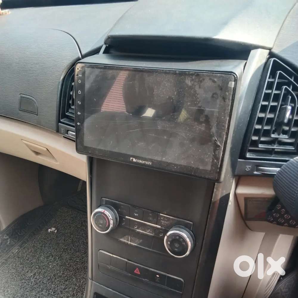 Mahindra Xuv500 2017 Diesel 130000 Km Driven