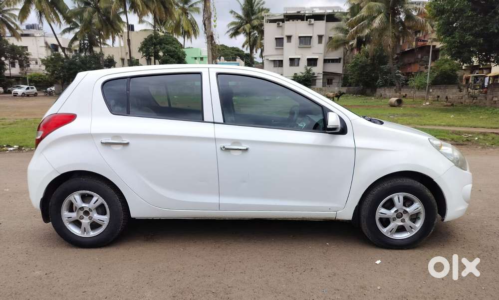 Hyundai I20 Sportz 1.4 Crdi 6 Speed Bs-iv, 2011, Diesel