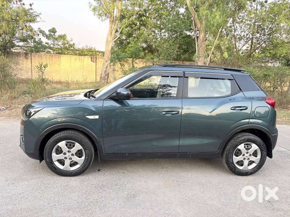 Mahindra Xuv300 W6, 2023, Petrol