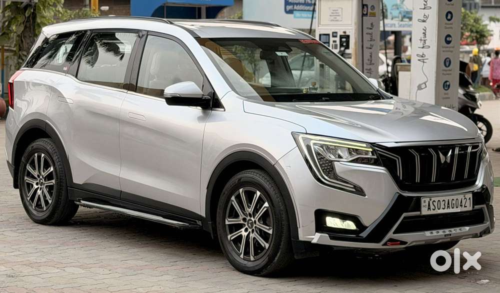 Mahindra Xuv700 2.0 Ax 7 Petrol At Str, 2022, Petrol