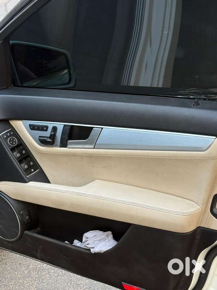 Mercedes-benz C-class 2012 Diesel 95000 Km Driven