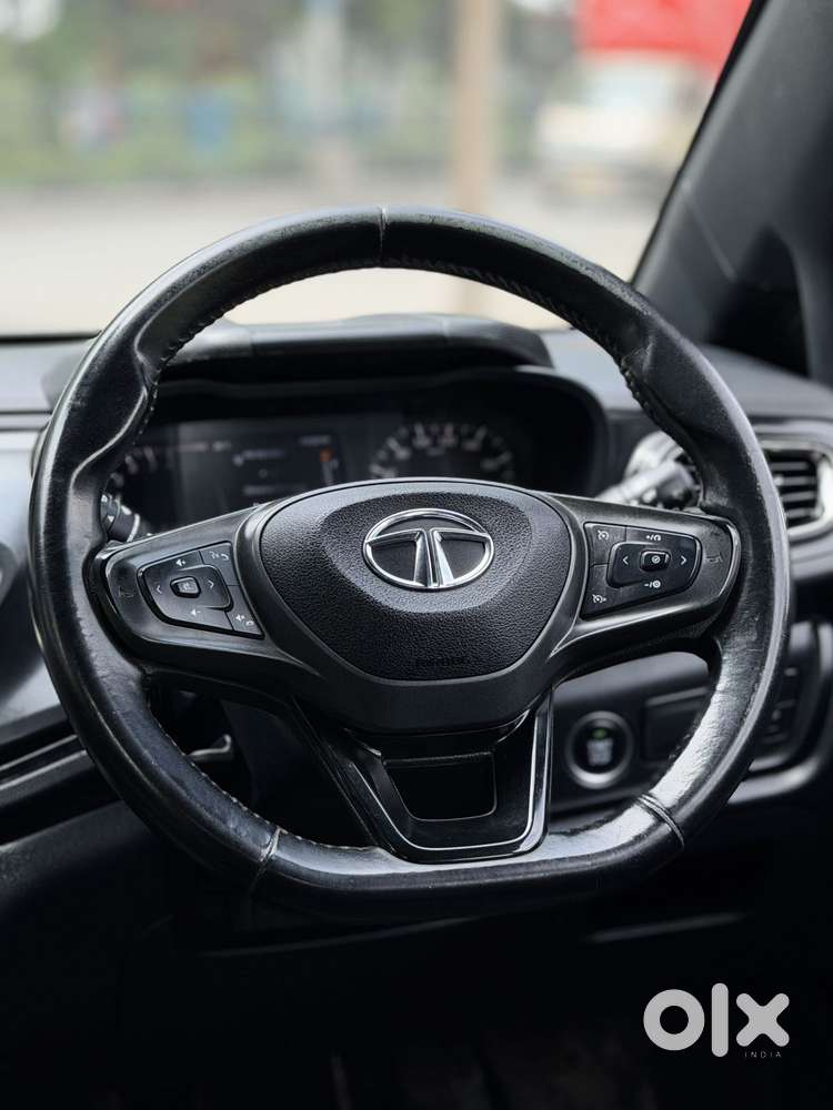 Tata Altroz 1.2 Xz Plus Dark Edition, 2021, Petrol