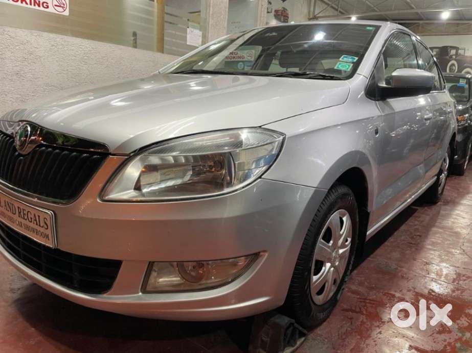 Skoda Rapid 1.6 Mpi Ambition, 2013