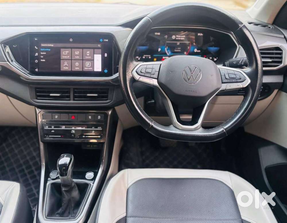 Volkswagen Taigun 1.0 Tsi Topline At, 2022, Petrol