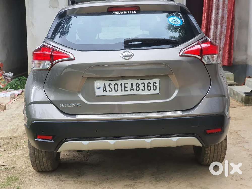 Well Maintained Nissan Kicks Petrol Top Model In Excellent Condition