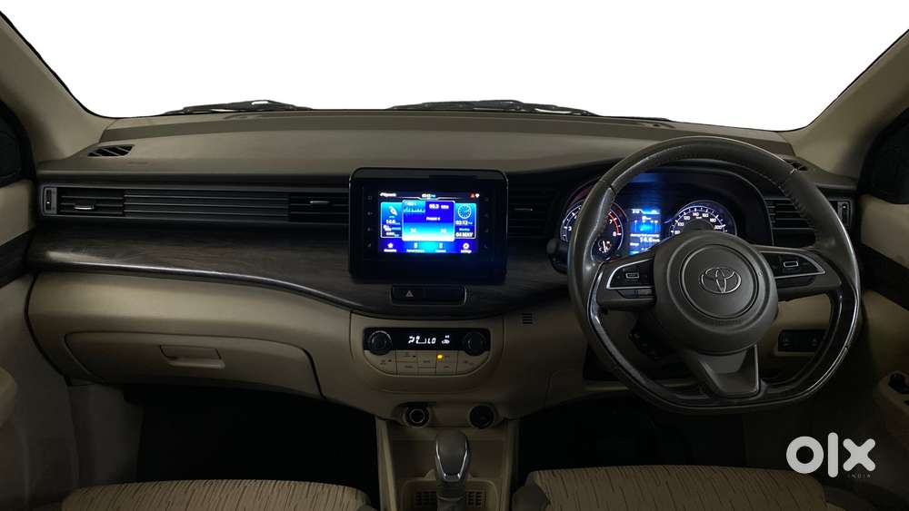 Toyota Rumion V At, 2023, Petrol