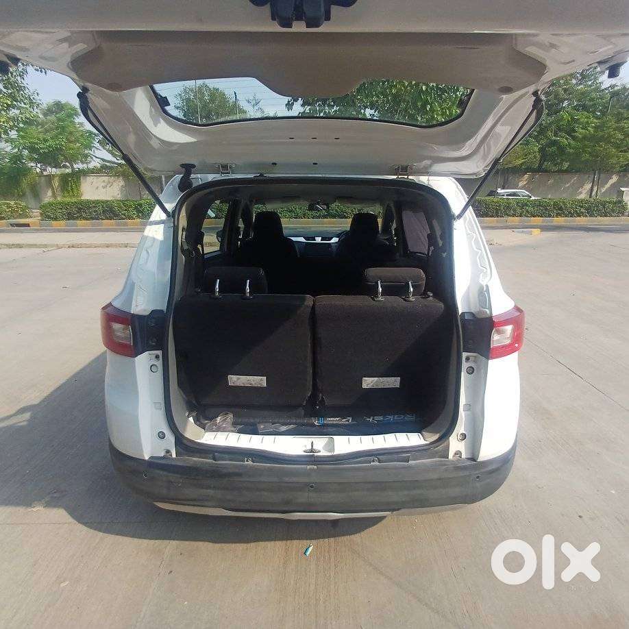 Renault Triber Rxz, 2019, Petrol