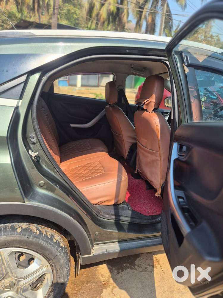 Tata Nexon 1.2 Revotron Xm (s), 2023, Petrol