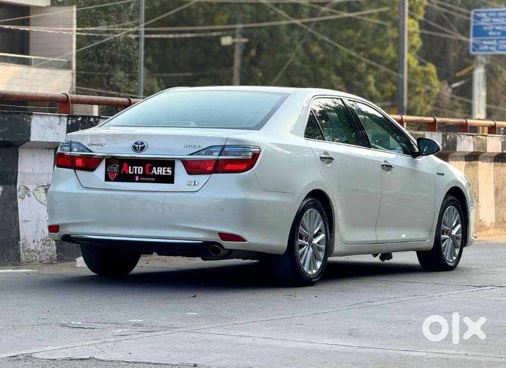 Toyota Camry Hybrid, 2017, Petrol