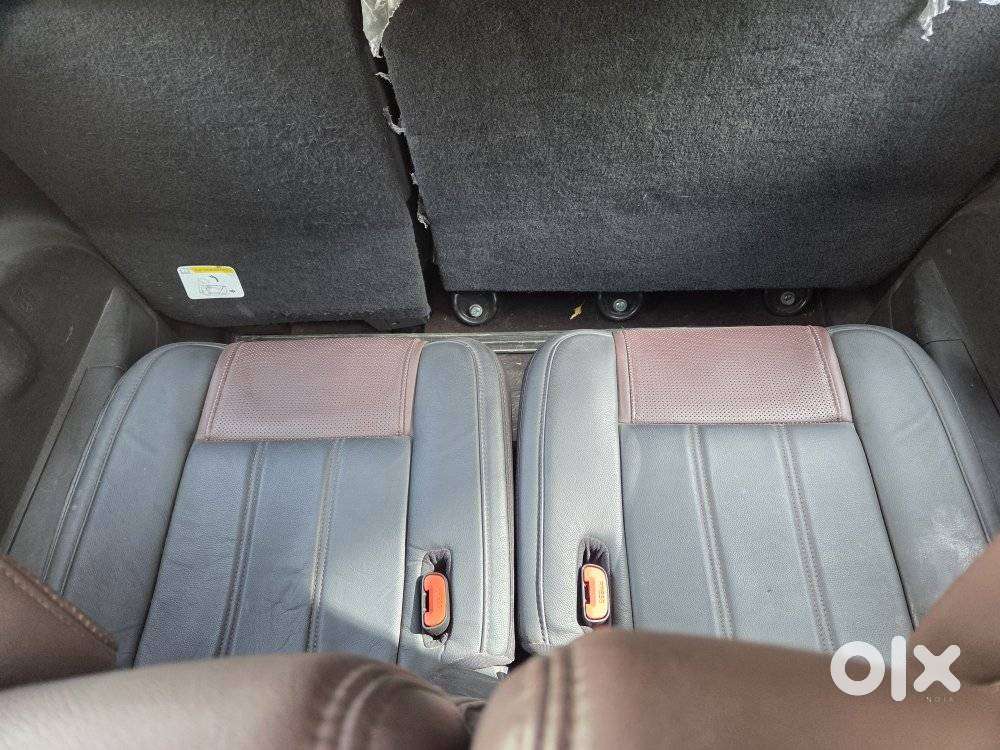 Mahindra Xuv500 W8, 2015, Petrol