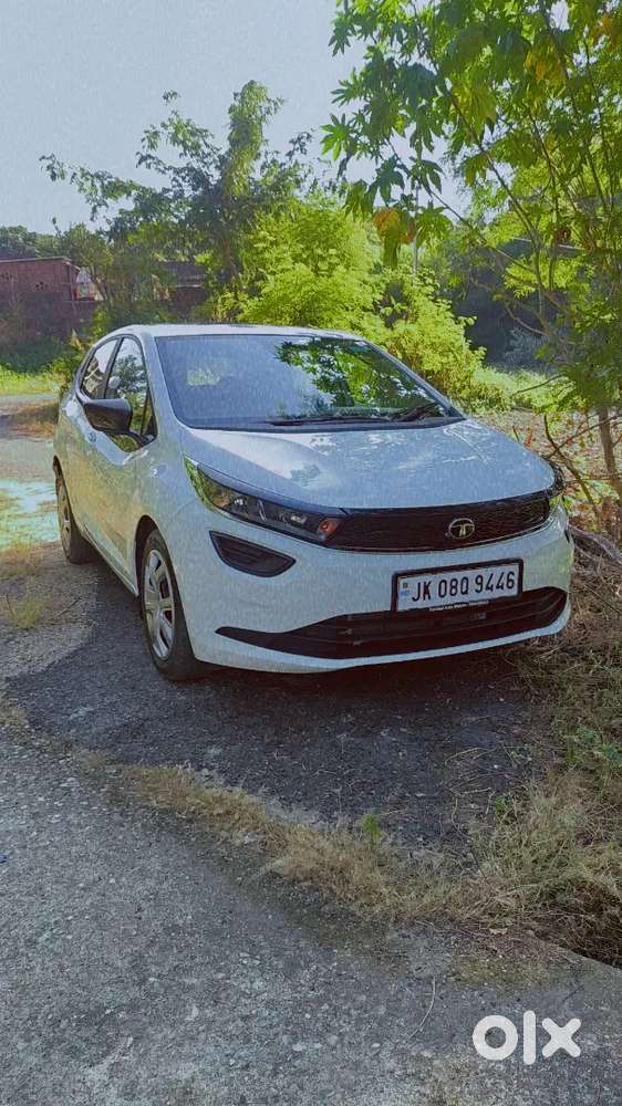 Tata Altroz Xms+ Sunroof