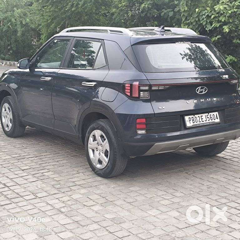 Hyundai Venue Sx Mt, 2022, Petrol