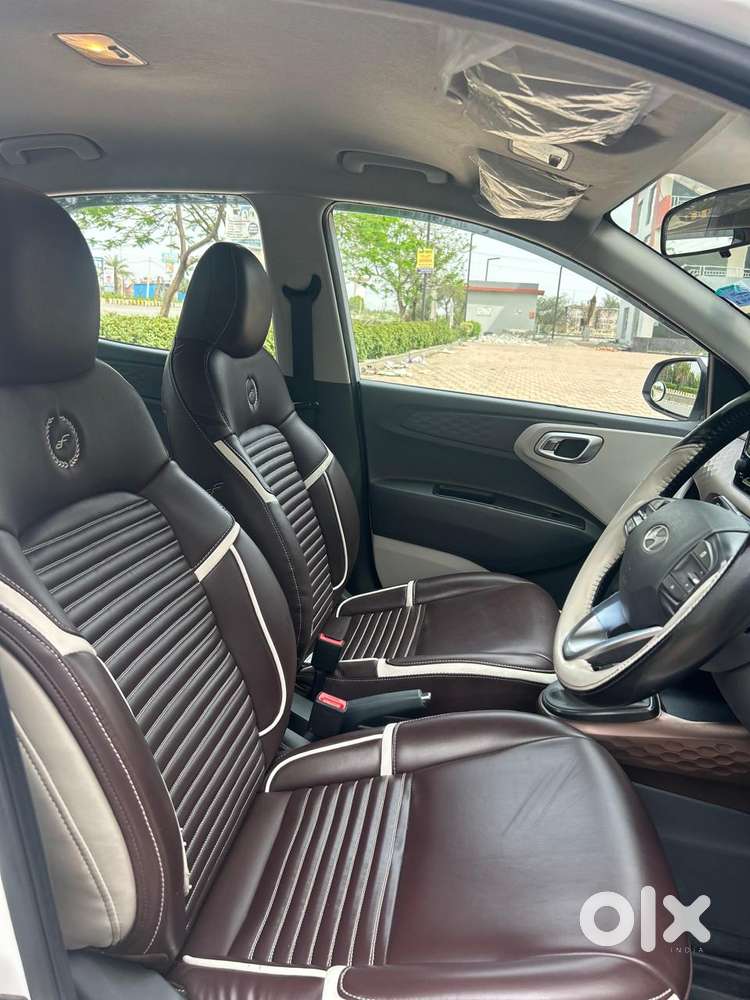 Hyundai Aura 1.2 Sx Cng, 2024, Cng & Hybrids