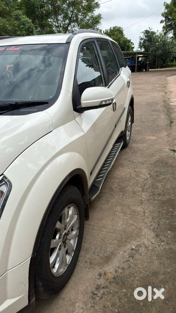 Mahindra Xuv500 Diesel 2017 Km Driven