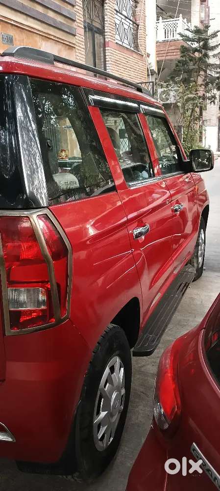 Mahindra Tuv 300 2017