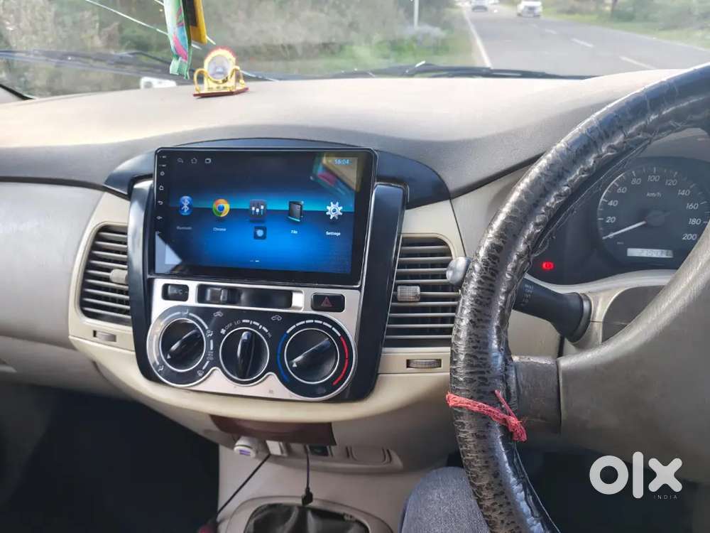 Toyota Innova 2011 Diesel Well Maintained