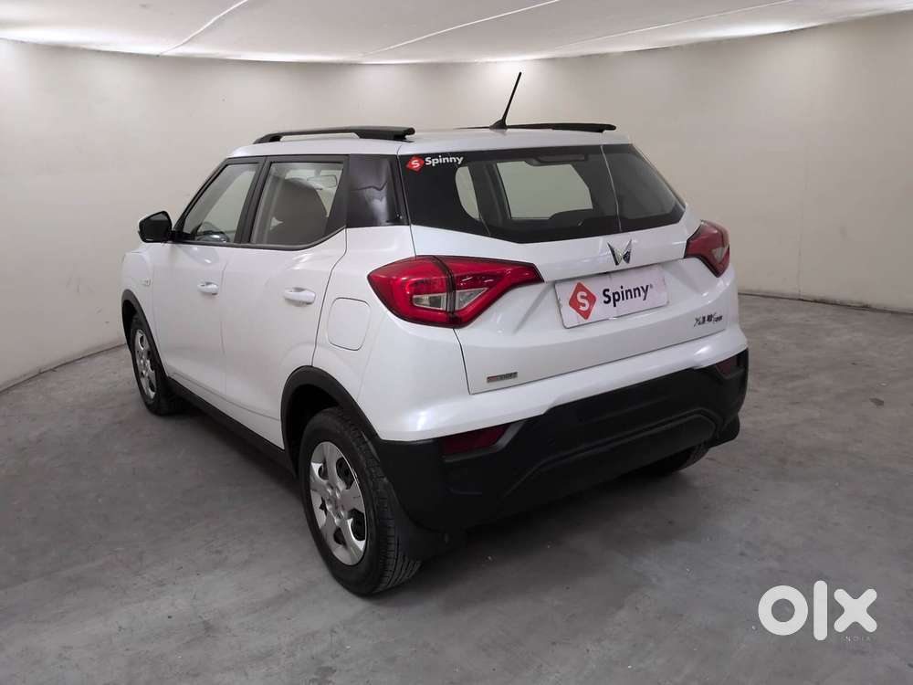 Mahindra Xuv300 1.2 W6 Amt Petrol, 2024, Petrol