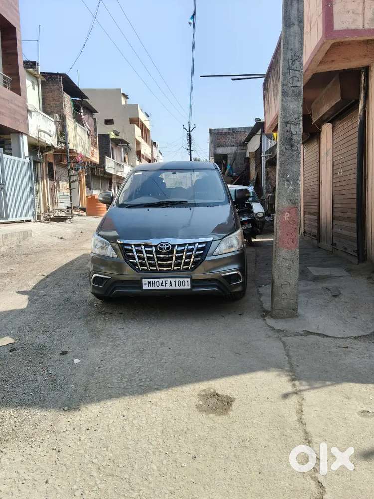 Toyota Innova 2.5 V 2011