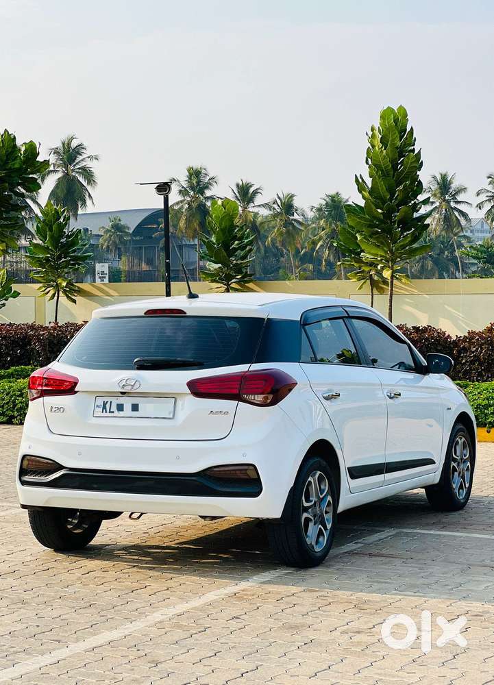 Hyundai Elite I20 1.2 Asta (o) Cvt, 2019, Petrol