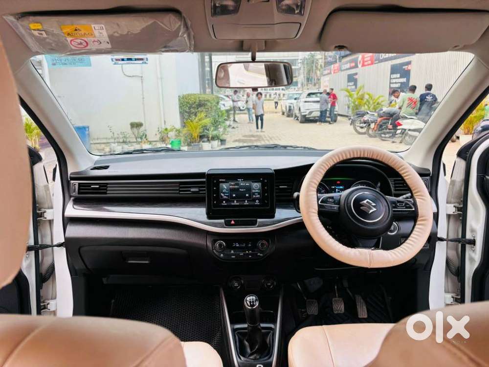 Maruti Suzuki Xl6 1.5 Alpha Mt, 2023, Petrol