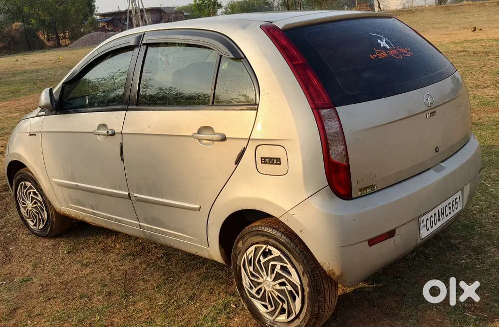 Tata Indica Vista Best Car For Family.