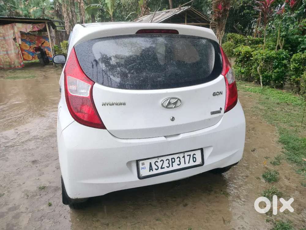 Hyundai Eon 2017 Petrol 98000 Km Driven
