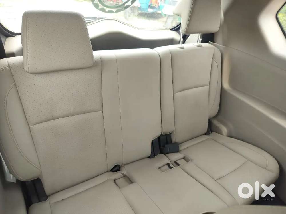 Mahindra Marazzo Diesel 2019