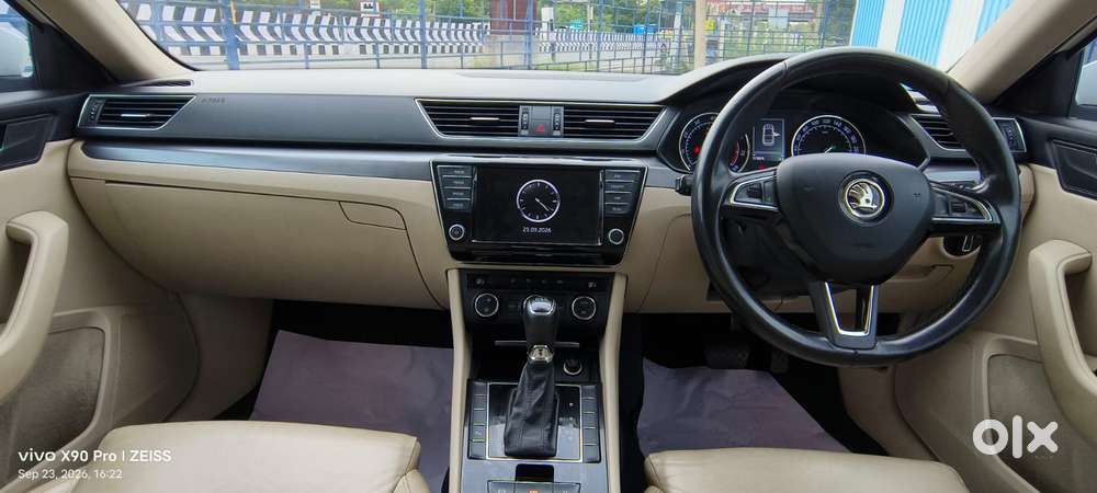 Skoda Superb Style 1.8, 2016, Petrol