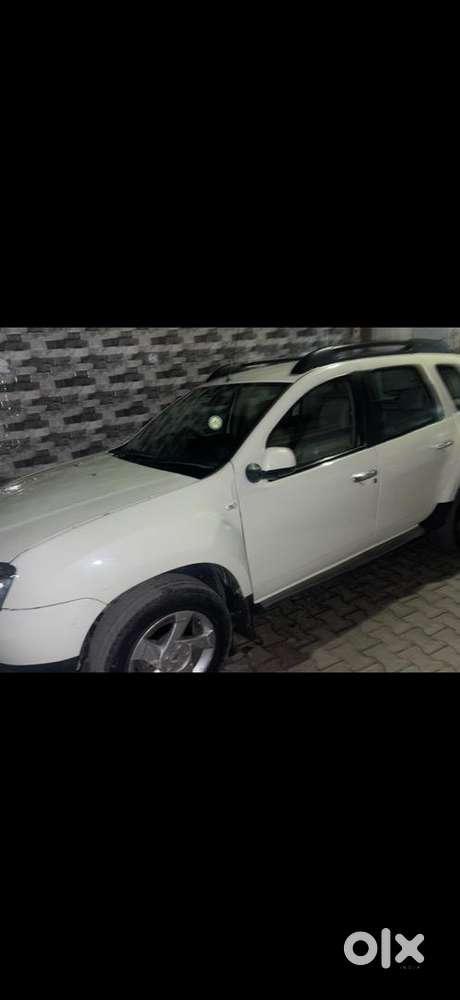 Renault Duster 2013 Diesel Well Maintained Top Model