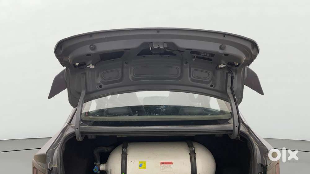 Hyundai Aura 1.2 Sx Cng, 2023, Cng & Hybrids