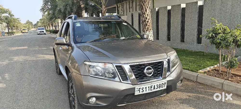 Car Nissan Terrano 2014