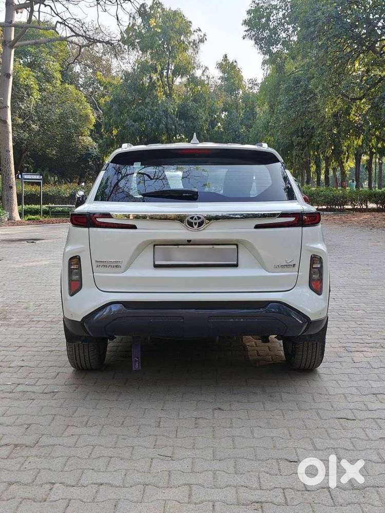 Toyota Urban Cruiser Hyryder 1.5 V Hybrid, 2023, Petrol