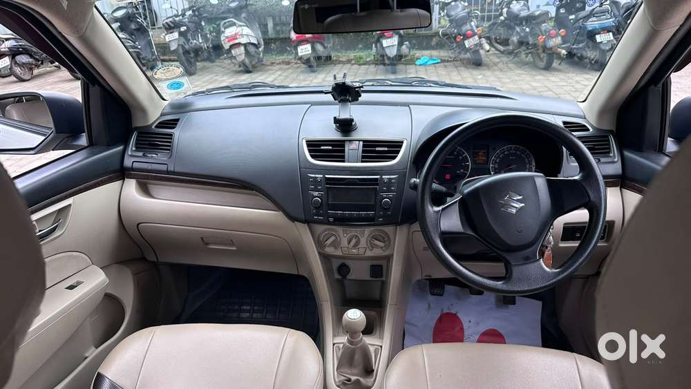 Maruti Suzuki Swift Dzire Vxi Optional, 2016, Petrol