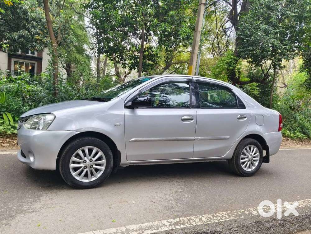 Toyota Etios 2010-2012 V, 2011, Petrol