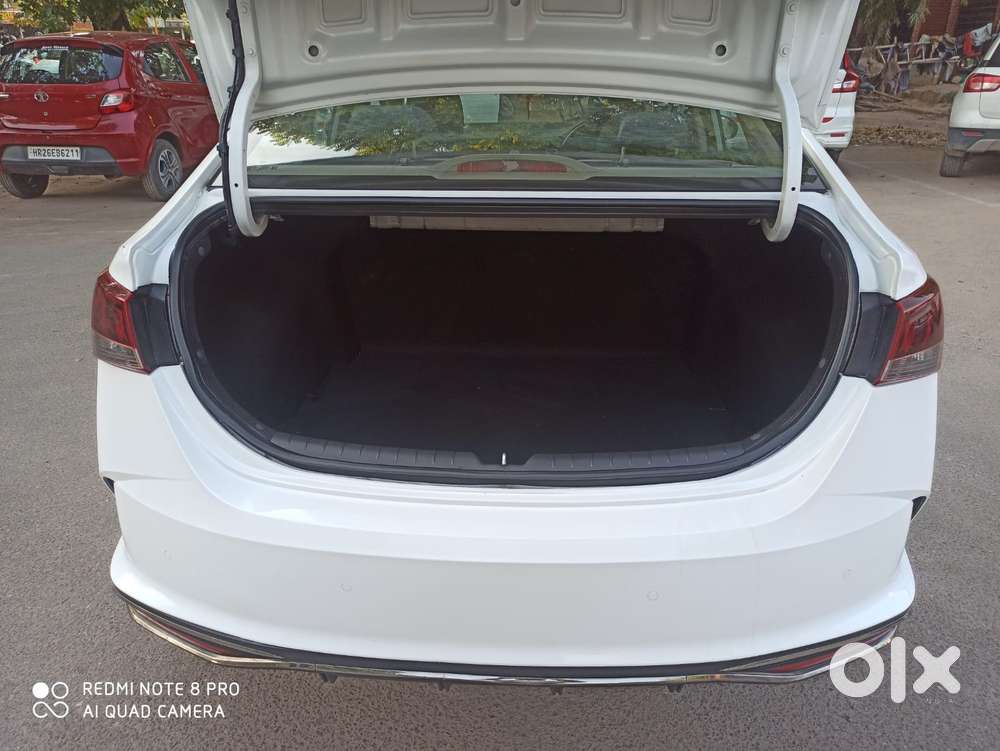 Hyundai Verna 1.5 Mpi Mt Sx (o), 2022, Petrol