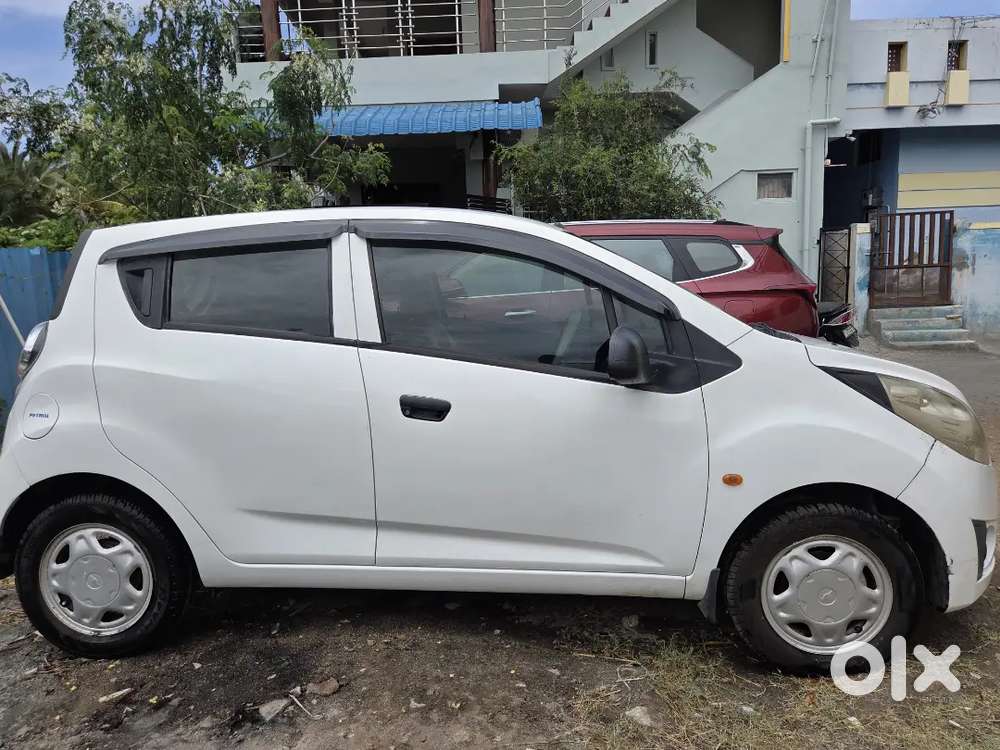 Chevrolet Beat Petrol 2010
