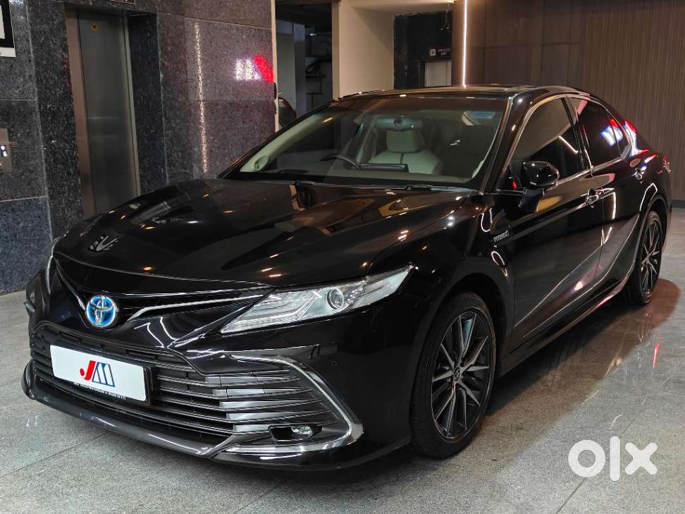 Toyota Camry Hybrid, 2024, Petrol