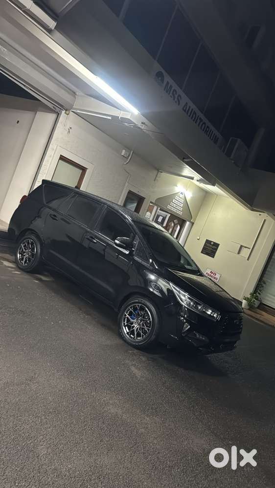 Toyota Innova Crysta 2016 Year
