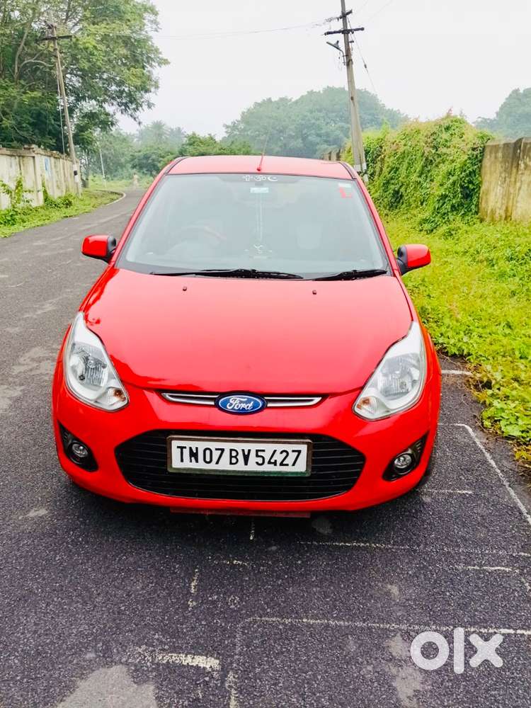 Ford Figo 2013 Petrol Titanium Well Maintained Car Showroom Quality