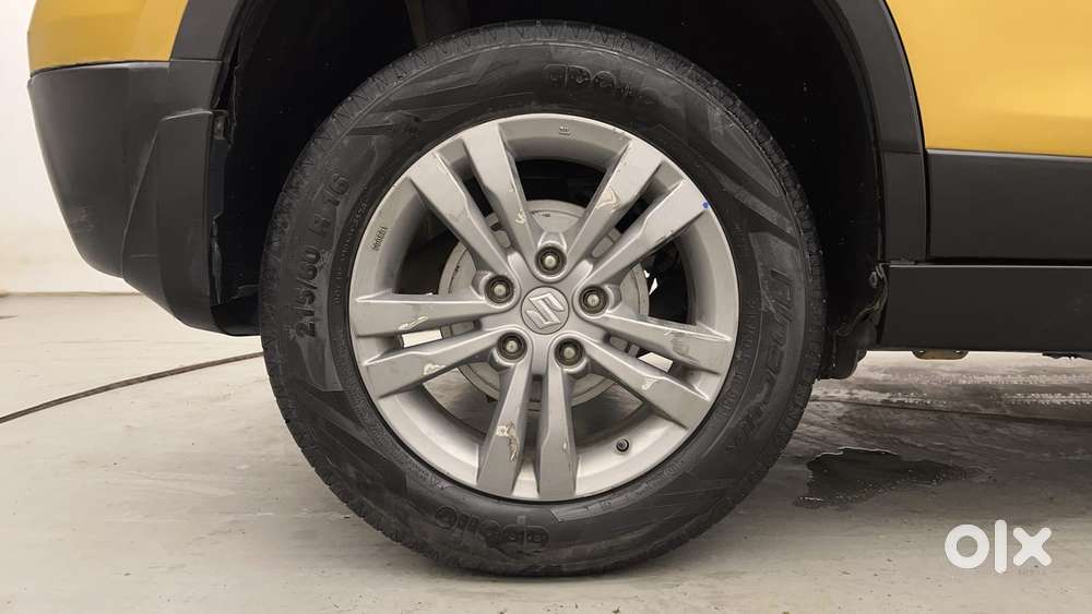 Maruti Suzuki Vitara Brezza Zdi+ Dual Tone Mt, 2016, Diesel