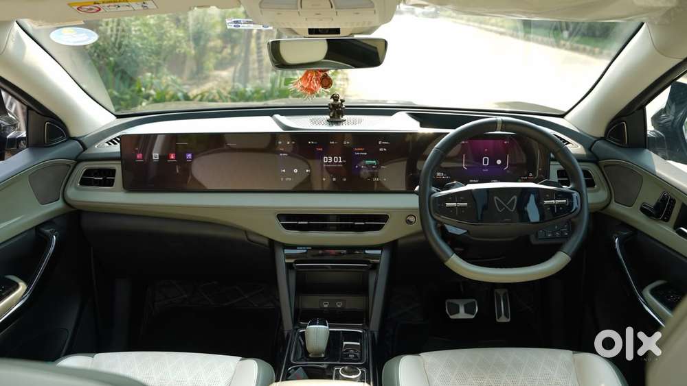 Mahindra Xev 9e Pack Three (top Model), 2025, Electric