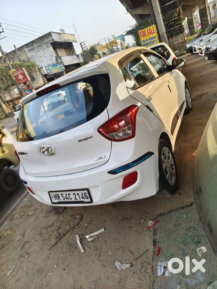 Hyundai Grand I10 1.2 Crdi Sportz, 2015, Petrol