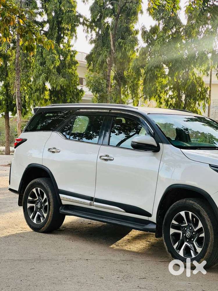 Toyota Fortuner Legender 4x4 At 2.8, 2023, Diesel