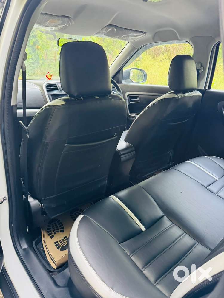 Maruti Suzuki Brezza 1.5 Vxi Smart Hybrid, 2022, Petrol